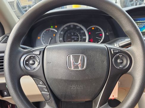 Used 2014 Honda Accord LX image 24