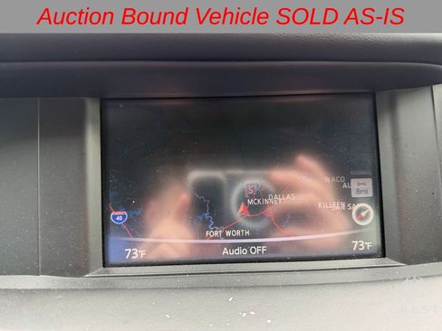 Used 2017 INFINITI QX30 Premium w/ Navigation Package image 21