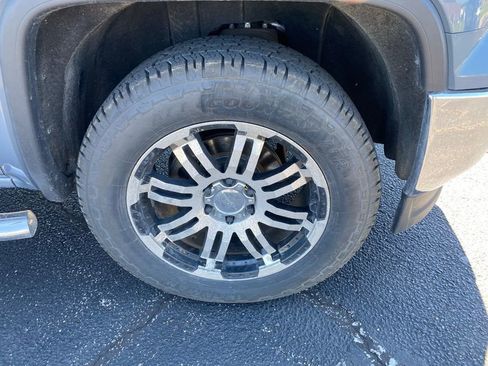 Used 2015 GMC Sierra 1500 SLT w/ SLT Preferred Package image 2