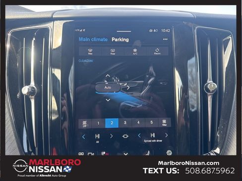 Used 2025 Volvo XC60 B5 Plus w/ Climate Package image 30