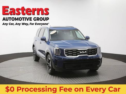 Used 2025 Kia Telluride S FWD image 53