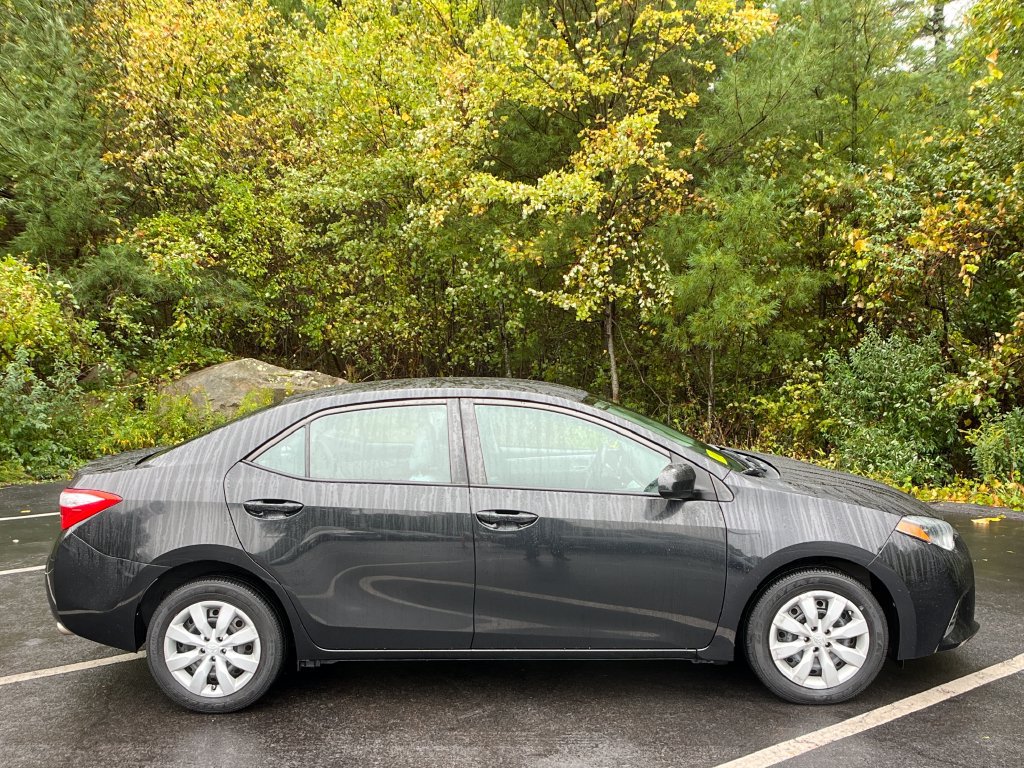 Used 2016 Toyota Corolla LE FWD image 6