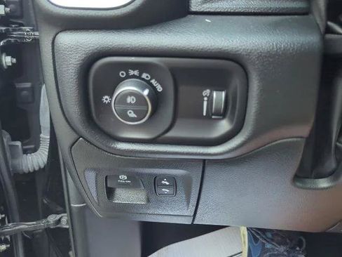Certified 2022 RAM 1500 Big Horn AWD/4WD image 47