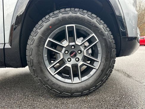 New 2026 GMC Terrain AT4 w/ Convenience Package III image 13