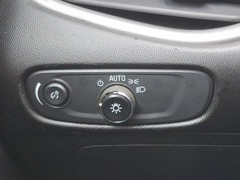 Used 2020 Chevrolet Malibu RS w/ LPO, Convenience Package 2 image 22