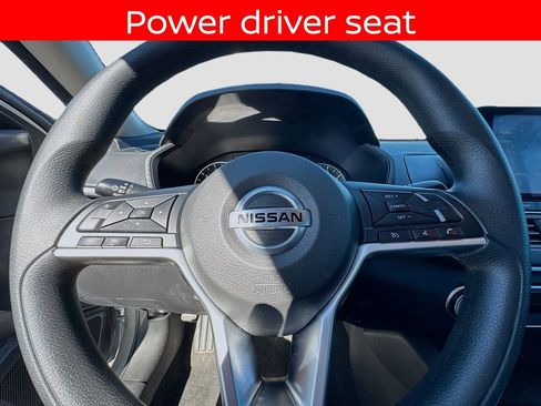 Used 2022 Nissan Altima 2.5 SV image 12