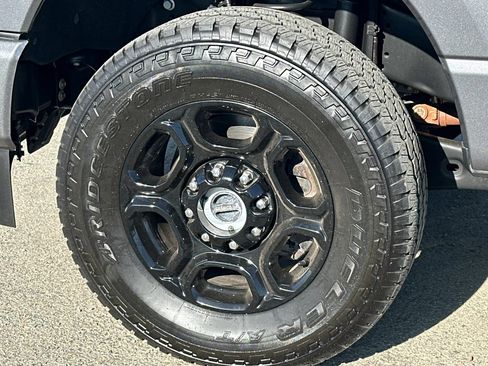 Used 2024 Ford F250 XL w/ STX Appearance Package AWD/4WD image 29