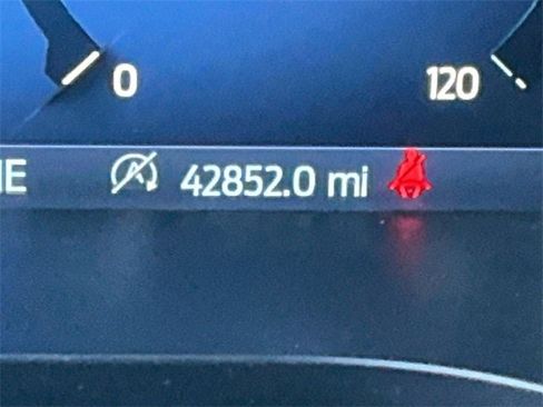 Used 2024 Ford F150 Lariat w/ FX4 Off-Road Package image 26