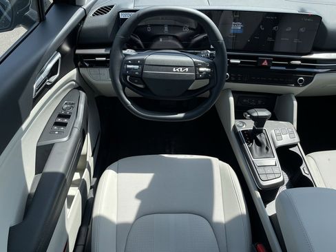 New 2026 Kia Sportage EX w/ EX Panorama Roof Package image 22