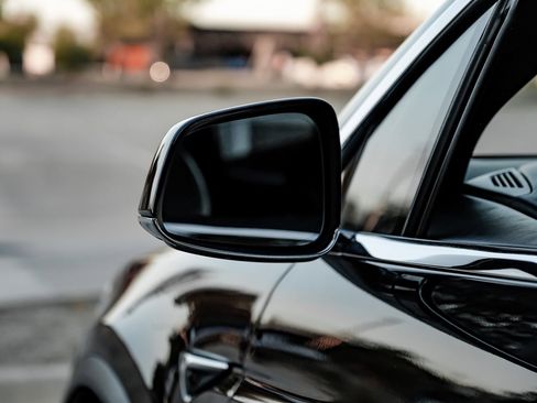 Used 2017 Tesla Model X 75D image 46