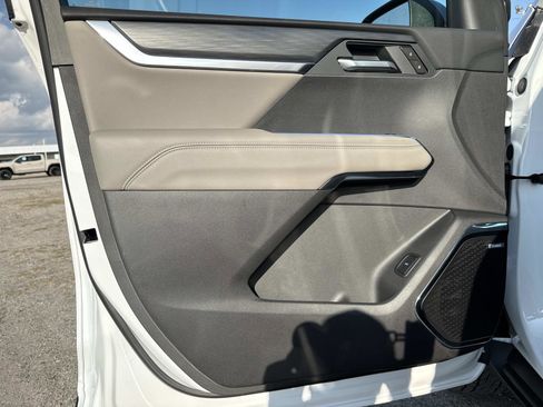 New 2026 GMC Acadia Elevation w/ Black Edition image 19