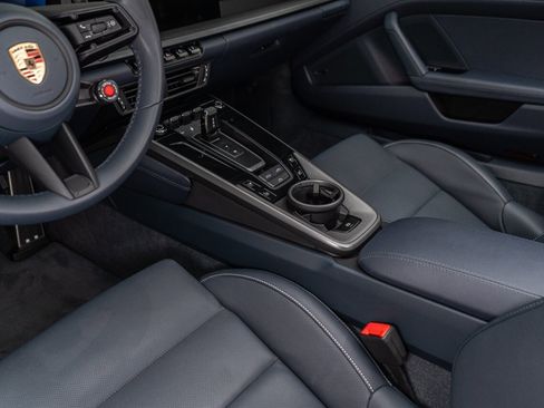 Used 2025 Porsche 911 Carrera w/ Premium Package image 69