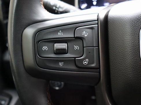 Used 2025 GMC Sierra 2500 AT4 w/ AT4 Premium Plus Package image 27