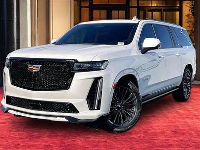 Used 2024 Cadillac Escalade ESV V w/ Heavy-Duty Trailer Package