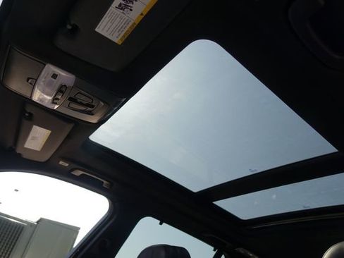 Used 2017 BMW X5 xDrive50i w/ Executive Package image 38