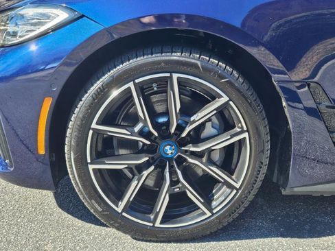 Used 2023 BMW i4 eDrive40 w/ M Sport Package image 15