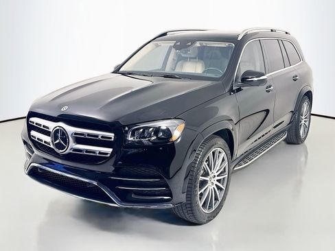 Used 2023 Mercedes-Benz GLS 450 4MATIC image 3