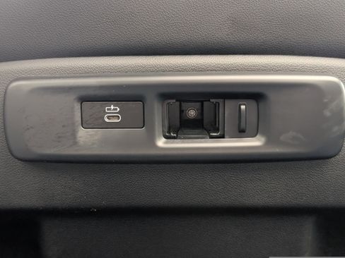 Used 2021 BMW X5 xDrive40i w/ Premium Package 3 image 41