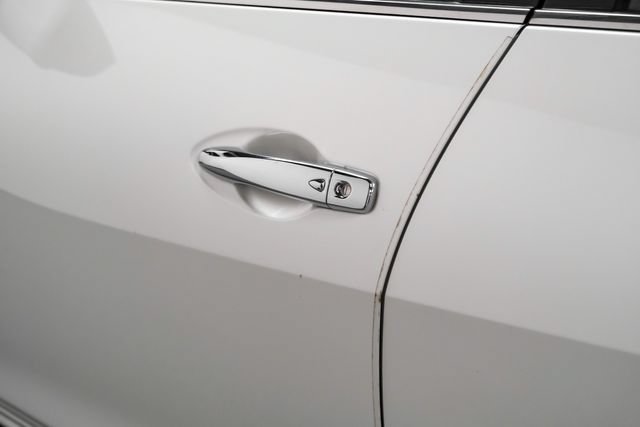 Used 2018 Nissan Maxima SR w/ Midnight Edition FWD image 39