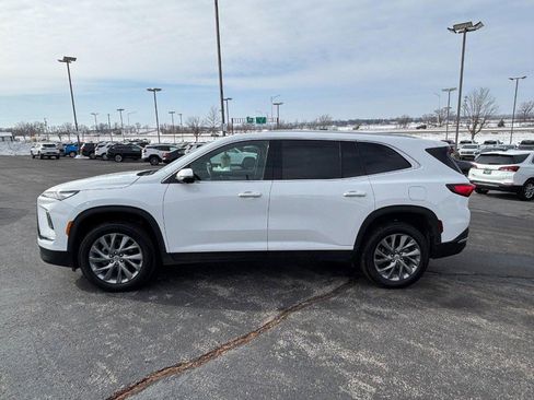 Certified 2025 Buick Enclave Preferred image 2