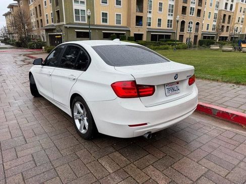 Used 2014 BMW 320i Sedan RWD image 7