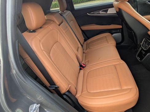 Used 2023 Lincoln Nautilus Black Label w/ Class II Trailer Tow Package image 29