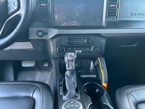 Used 2023 Ford Bronco Badlands AWD/4WD image 11