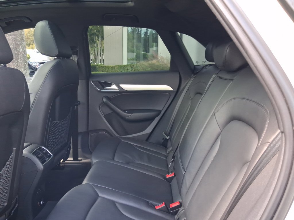 Used 2016 Audi Q3 2.0T Premium Plus w/ Technology Package FWD image 8