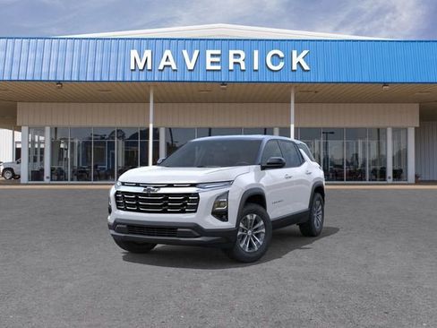 New 2026 Chevrolet Equinox LT w/ Safety and Technology Package FWD image 8