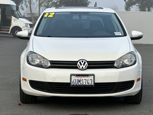 Used 2012 Volkswagen Golf 4-Door image 6