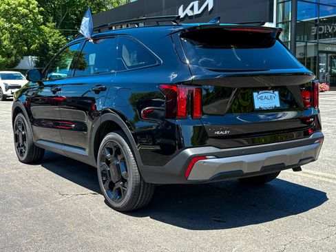 Certified 2025 Kia Sorento X-Line EX AWD/4WD image 6
