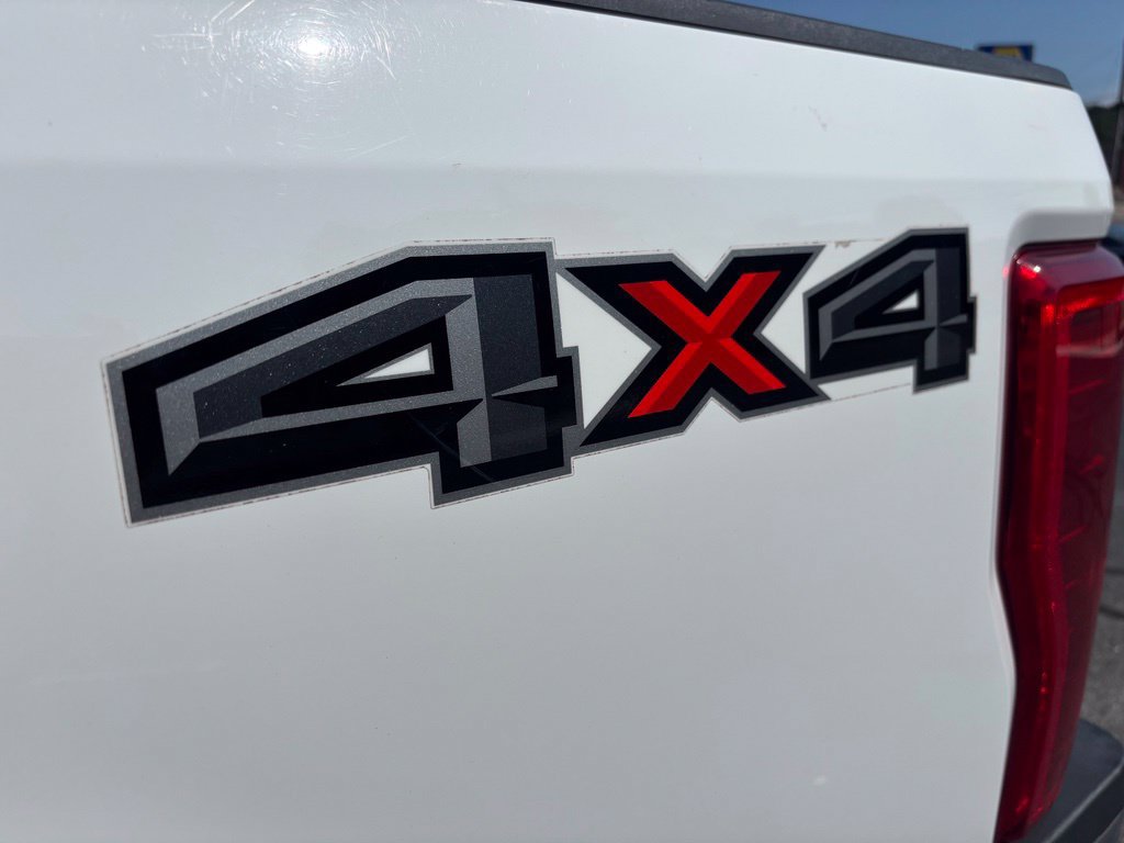 Used 2017 Ford F250 XLT w/ XLT Premium Package AWD/4WD image 13