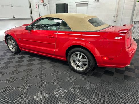 Used 2006 Ford Mustang GT Premium RWD image 6