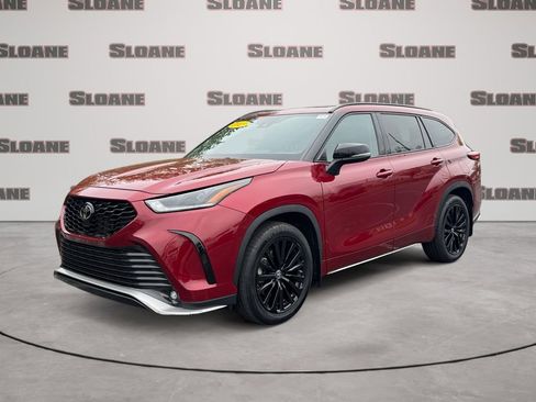 Used 2023 Toyota Highlander XSE image 1