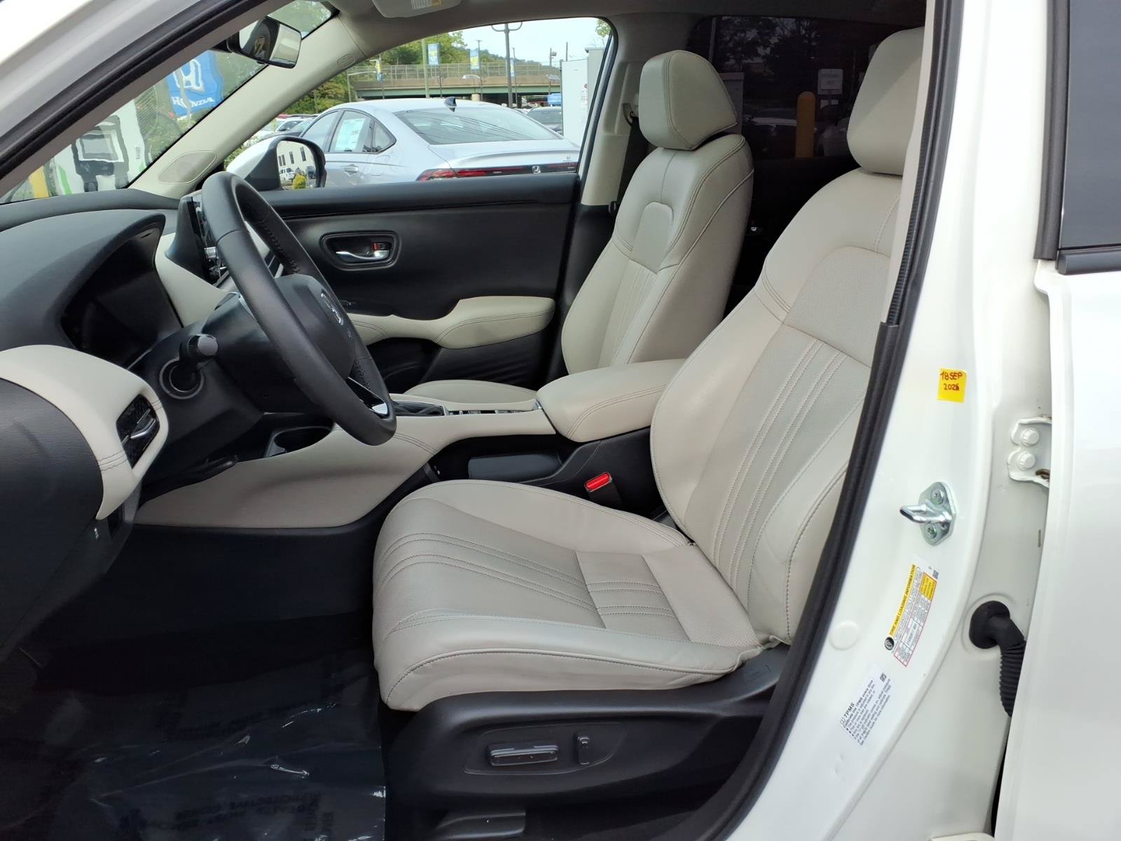 Certified 2024 Honda HR-V EX-L image 15