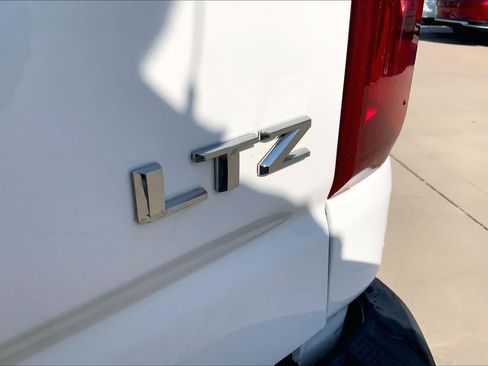 Used 2021 Chevrolet Silverado 2500 LTZ AWD/4WD image 47