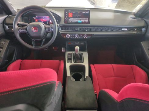 Used 2025 Honda Civic Type R image 16