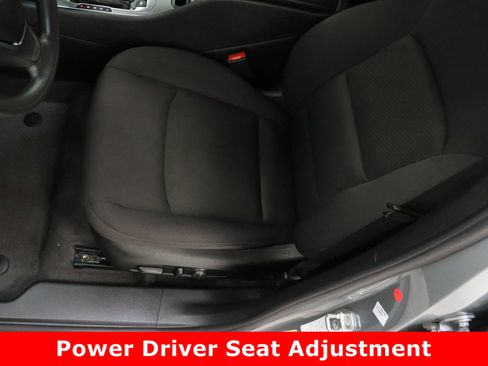 Used 2024 Chevrolet Malibu LT image 15