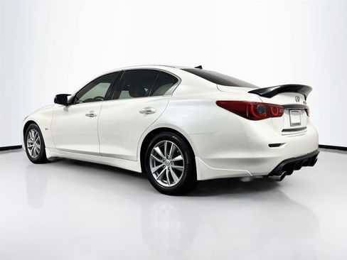 Used 2017 INFINITI Q50 3.0t Premium w/ Cargo Package (L95) RWD image 30