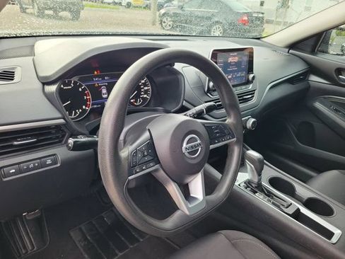 Used 2020 Nissan Altima 2.5 S FWD image 16