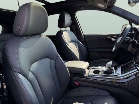 Certified 2025 Audi Q7 3.0T Prestige w/ Prestige Package image 24