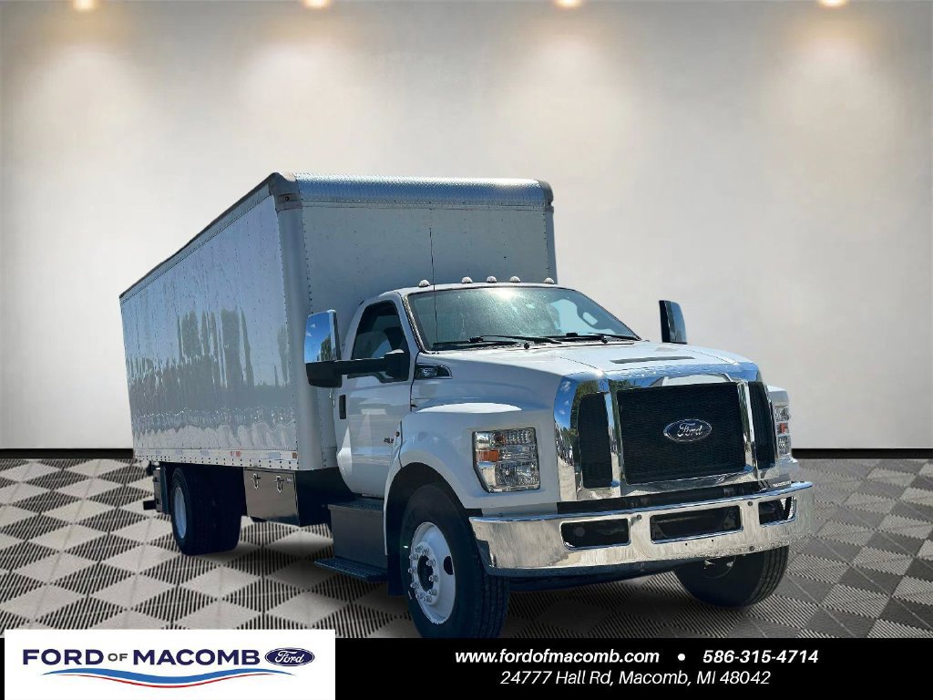 Used 2021 Ford F650 2WD Regular Cab Super Duty image 1