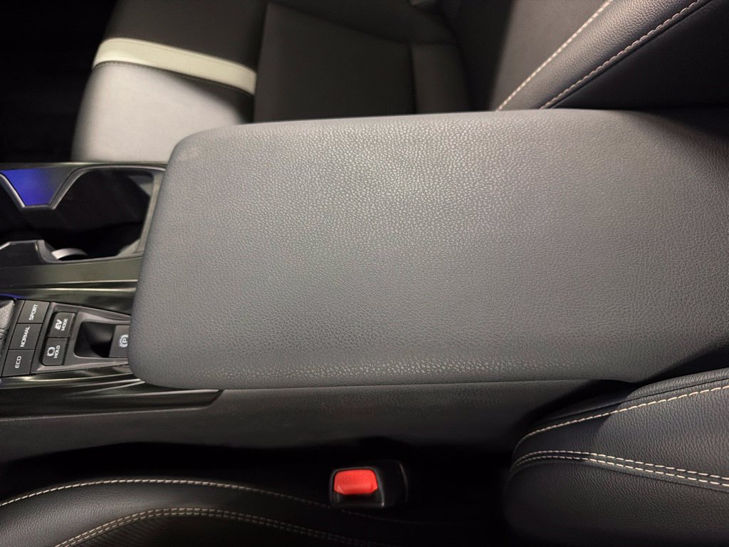 Used 2026 Toyota Camry SE FWD image 28