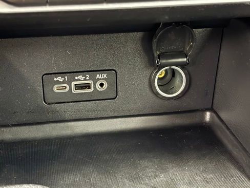 Used 2023 Nissan Sentra SV FWD image 25
