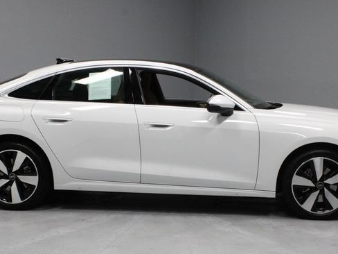 Used 2025 Audi A5 2.0T Premium Plus w/ Premium Plus AWD/4WD image 14