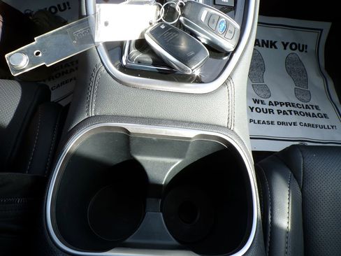 Used 2023 Subaru Outback Touring image 31