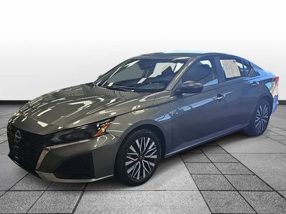 Used 2025 Nissan Altima 2.5 SV