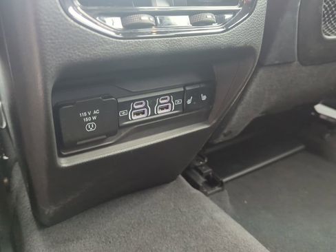 Used 2024 Jeep Grand Cherokee Limited image 24