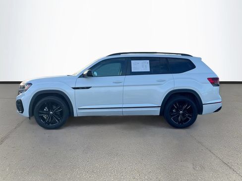 Used 2023 Volkswagen Atlas SEL R-Line AWD/4WD image 4