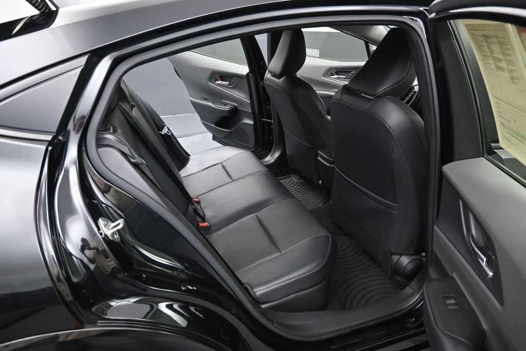 Certified 2024 Toyota Prius XLE FWD image 29